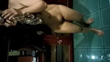 Dokumentasi Amoy Chindo Cantik Servis Kasur poster
