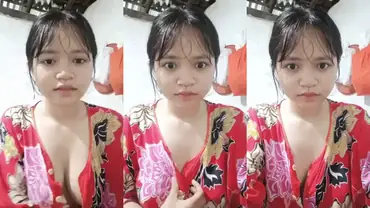 Dokumentasi Gadis Daster Merah Cantik Kasur poster