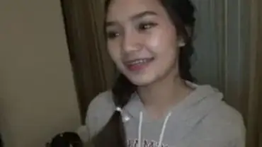 Gadis Bandung Cantik Pasrah Kasur Kost Sepi poster