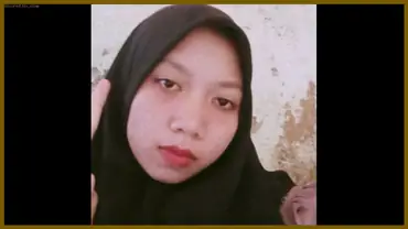Laila Cewek Jilbab Kirain Lugu Eh Timun Masuk poster